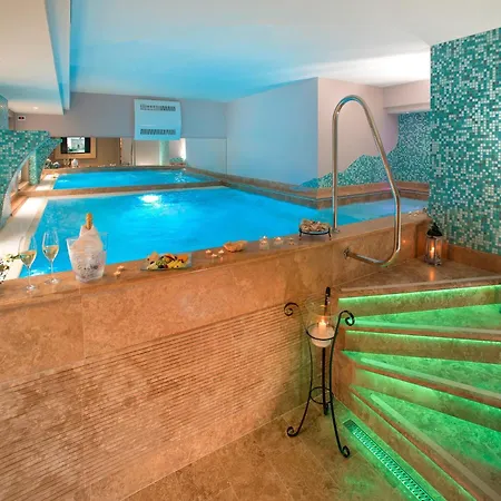 Holiday home Elegant In With Swimming Pool Featuring Nature And Tranquillity