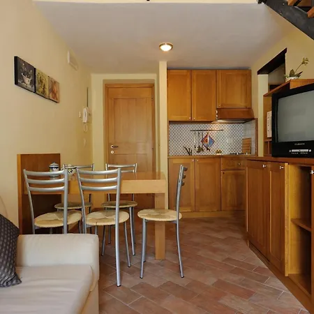 Holiday home Elegant In With Swimming Pool Featuring Nature And Tranquillity