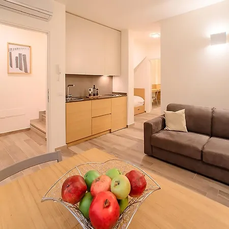 Elegant In With Swimming Pool Featuring Nature And Tranquillity * Foligno